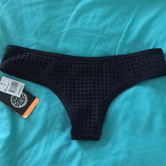 Rip Curl bikini bottoms - Picture 2 of 2